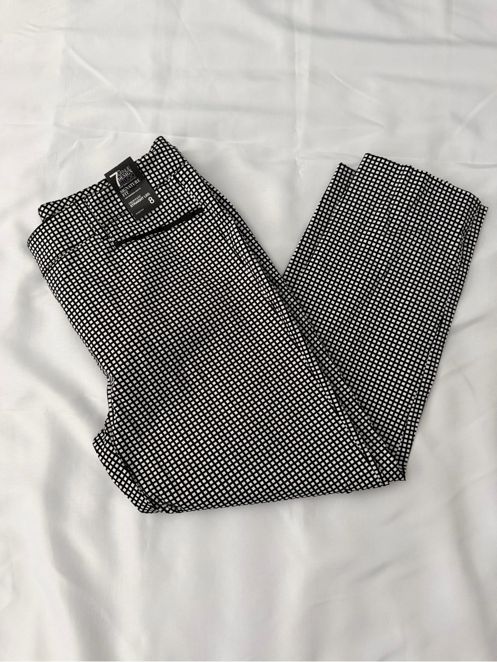 New York & Company Women’s Black and White Cropped Ankle Pants